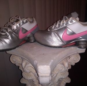 Womens nike shox